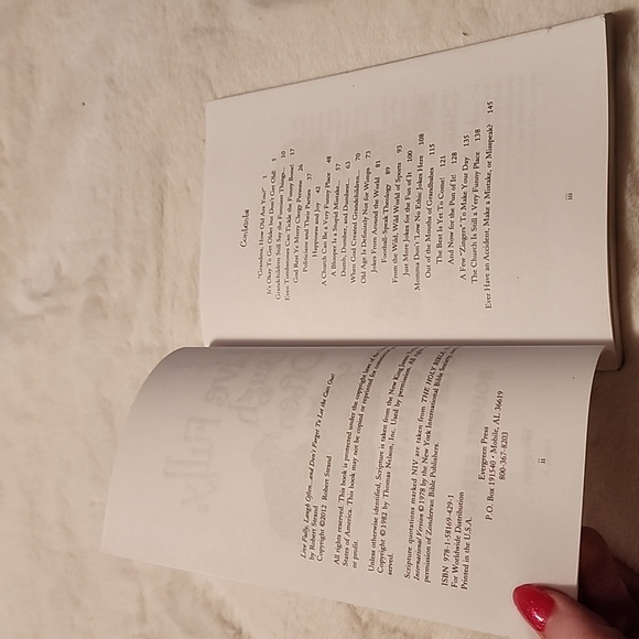 ROBERT STRAND  PAPER BACK  BOOK 📖 - Picture 5 of 8